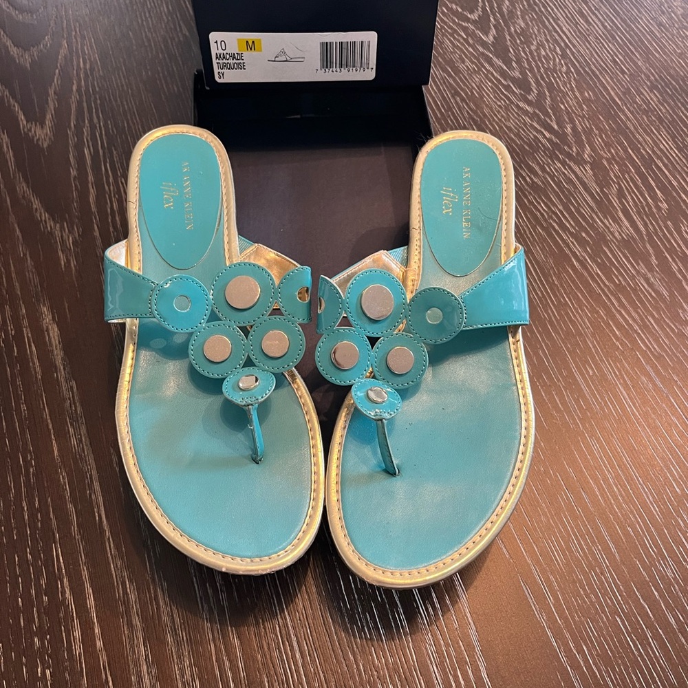 Women’s AK Anne Klein Thong Sandals - Size 10